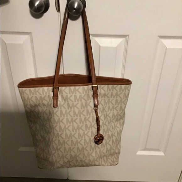 Michael Kors Handbags - Michael Kors large tote beige